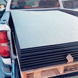 💯 Rubber Gym Flooring Mats (4', 6', 1/2") $80 each 💯