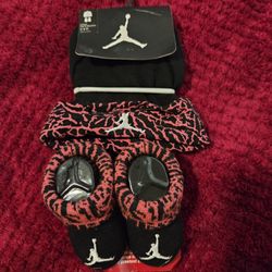 Baby Jordan Set 0-6 New