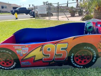 Toddler's "CARS" Bed
