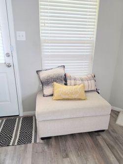 Living room Sofa & Ottoman
