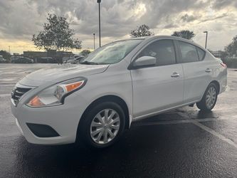 2015 NISSAN VERSA SV