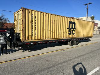 40 ft standard container / conex / storage / shed