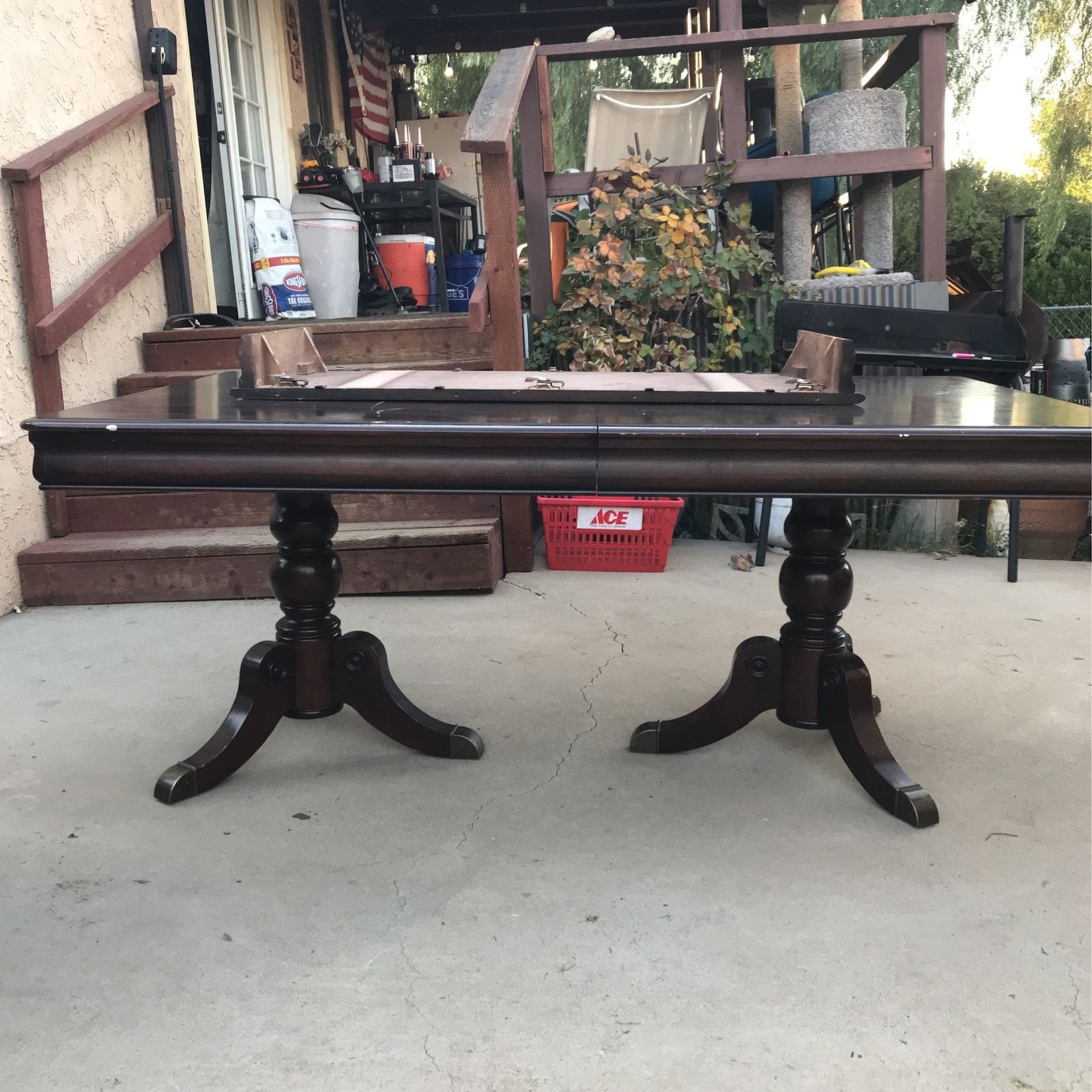 Free kitchen table with chairs