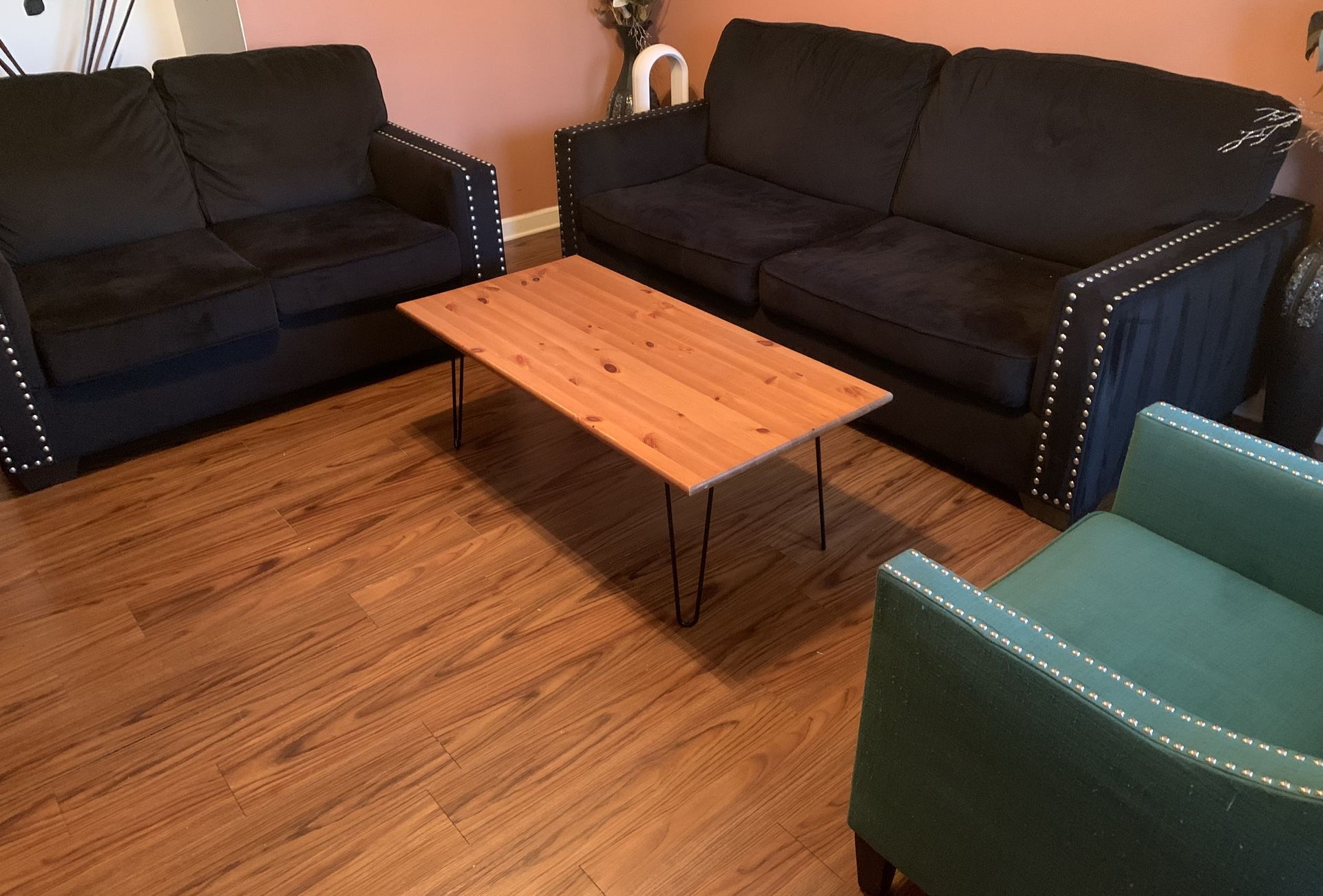 $400 Black & Teal Living Room Set