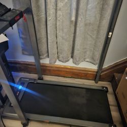 Treadmill With Handle Bar