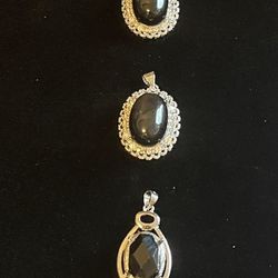 3 Gorgeous Black Agate Necklaces.