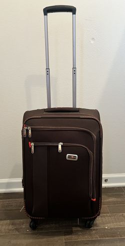 22" Softside Carry On  Wenger softside luggage on wheels 