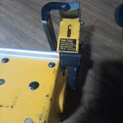 Dewalt DWX723 HEAVY duty Miter Saw Stand 