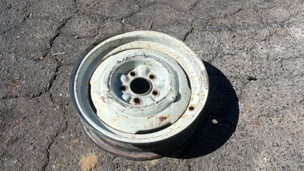 One Original Ford 16x4.5 Inch stock Steel Wheel for 40s Cars 5x4.5 Lugs