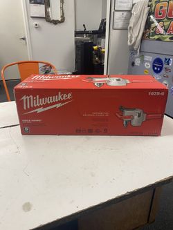 Milwaukee Hole Hawg 1/2 Drill