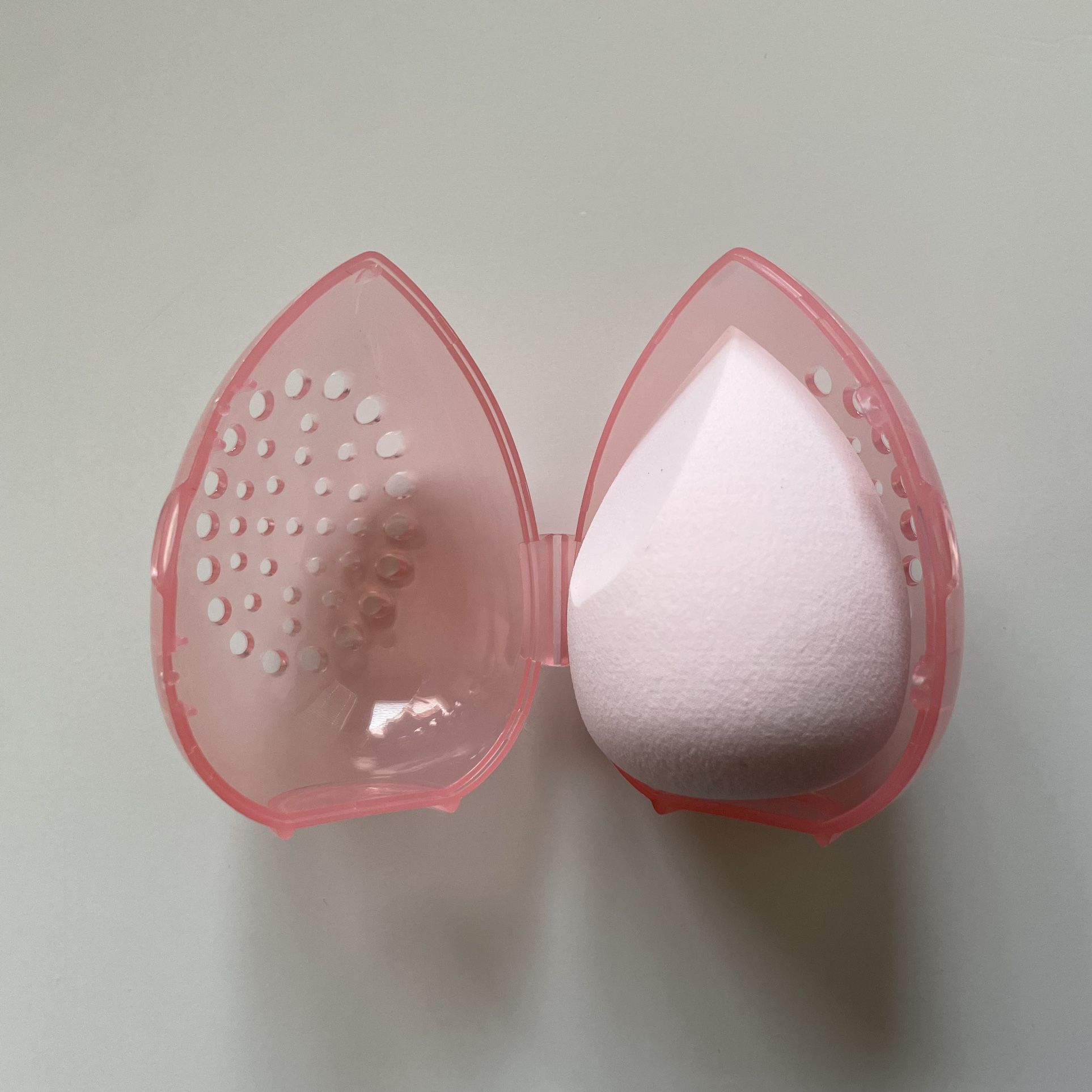 Makeup Beauty Blender Sponge With A Travel Carrying Case