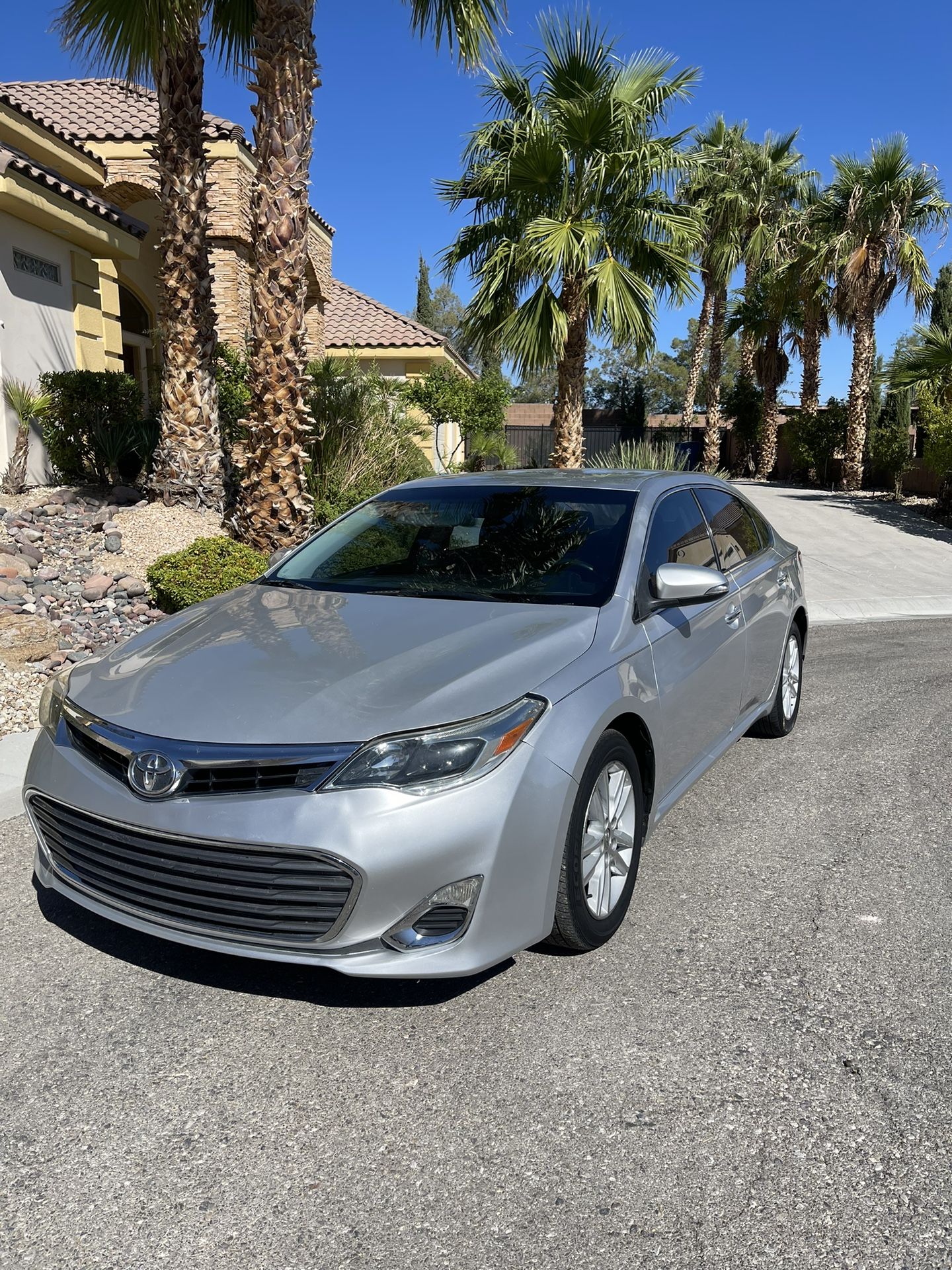 2013 Toyota Avalon for Sale in Las Vegas, NV - OfferUp