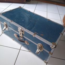 Korean War Veteran Trunk-$40