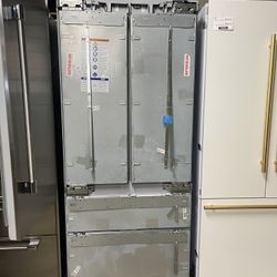 Thermador 36’ Panel Ready Built In Refrigerator French Door