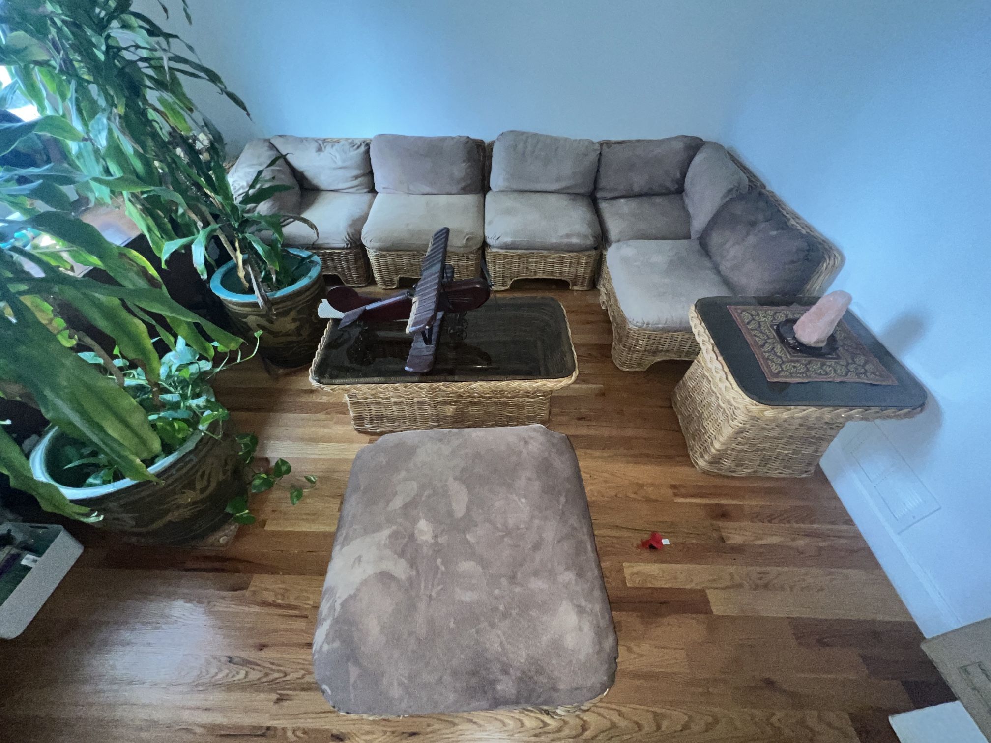 VINTAGE RATTAN SECTIONAL SOFA SET
