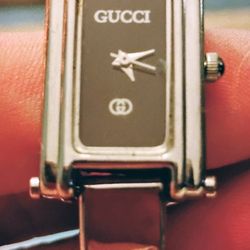 Vintage Gucci Ladies Watch