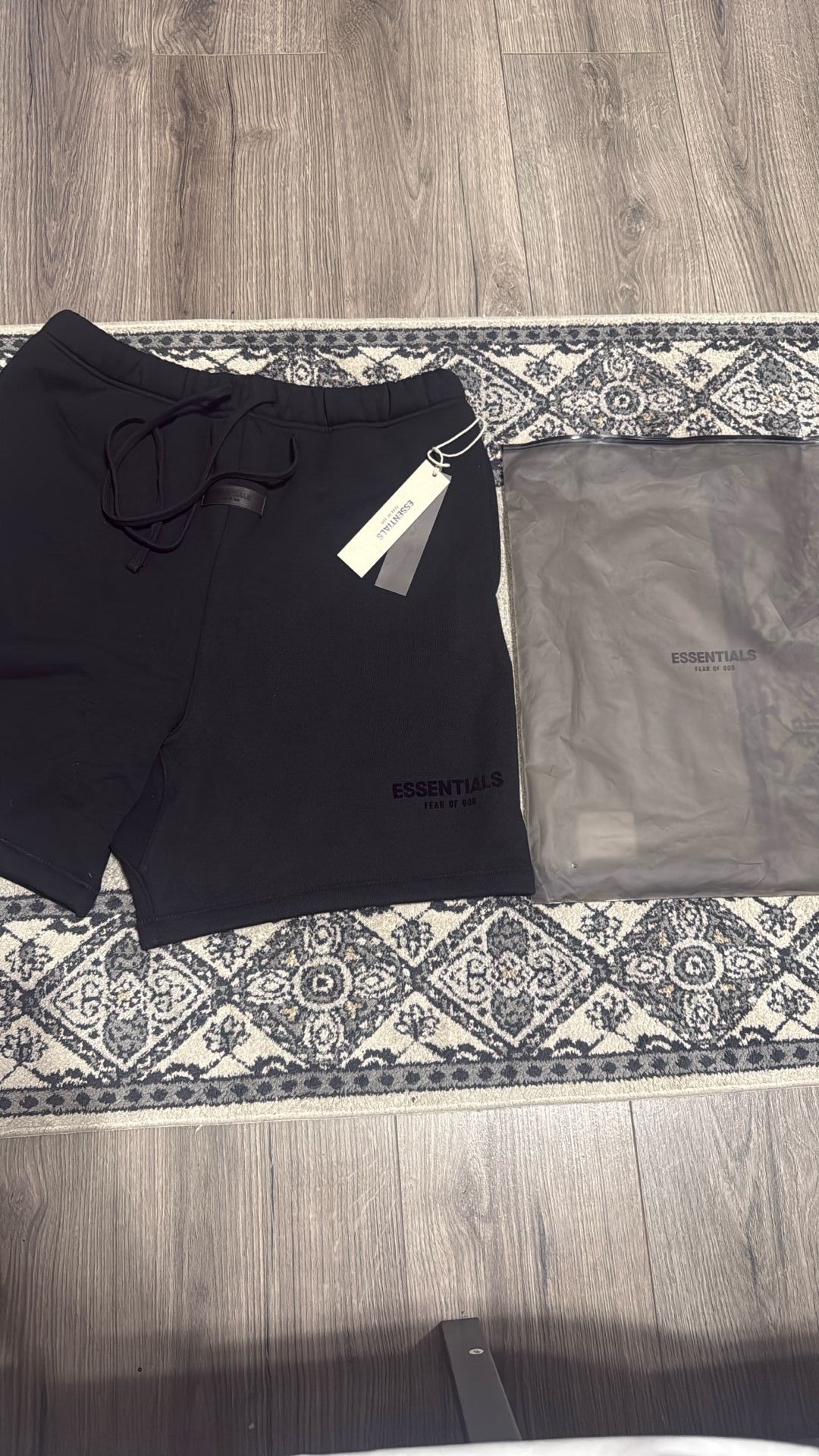 Essentials Fear Of God Stretch Limo (Black) shorts