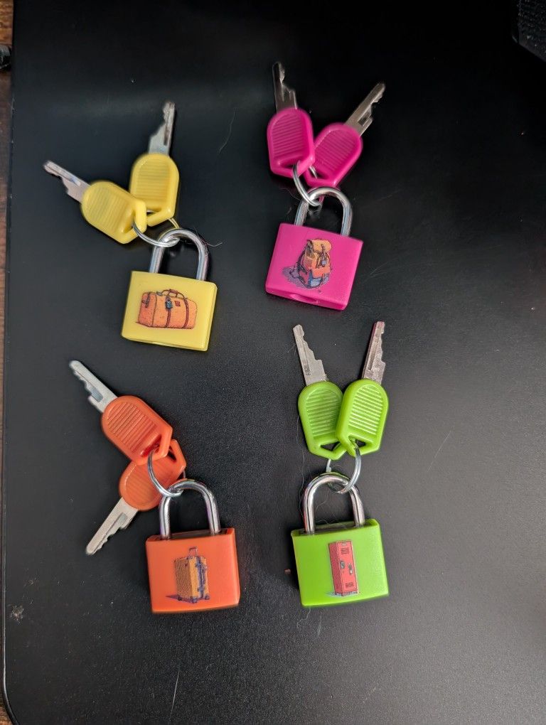 Set Of 4 Backpack / Luggage Locks New