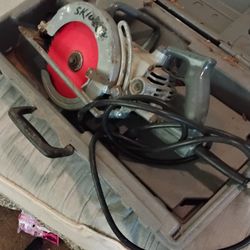 Selling this corded skill saw.. as is with case.. works great.. asking $25