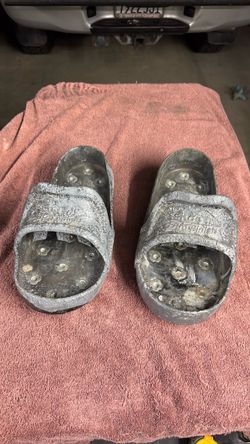 Large shoe-in concrete finish