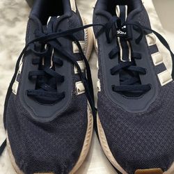 Adidas, Size 9
