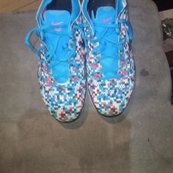 Women's Size 12 Tr fit 5