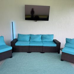 Three Piece Patio Furniture For Sale With Rug Brand New
