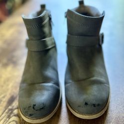 Girls Boots Size 3