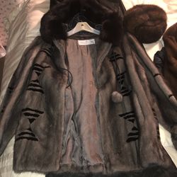 Women’s Mink Coat with Hoodie!!!
