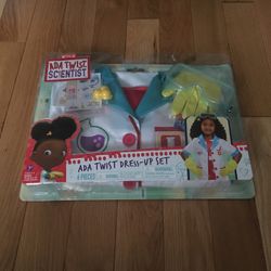 New Ada Twist Dress-up Set - $20