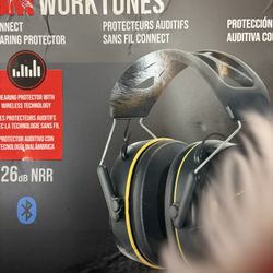 3M 90543-4DC Hearing Protector - Black