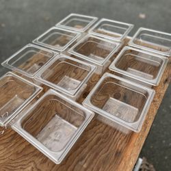 11 True 1/6”x4” Restaurant Sandwich/Salad Food Storage Pans