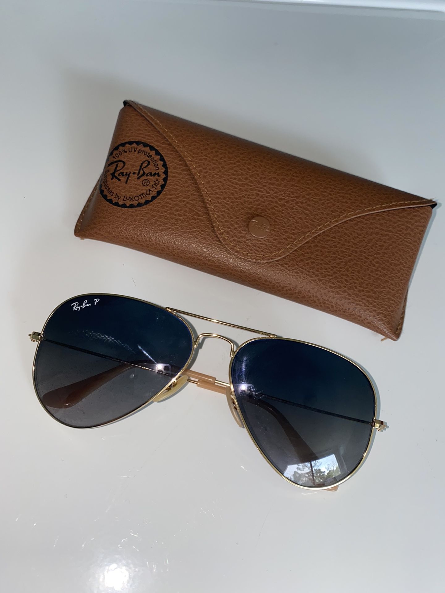 Brand new Ray-Bans w/ case