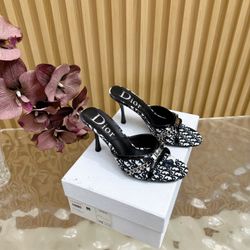 Women’s High Heel Slides