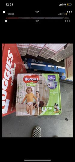 Huggies little movers slip-on diapers pants size 5,128 count