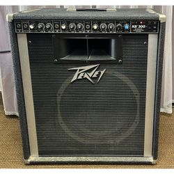 Peavey KB 300 keyboard amplifier