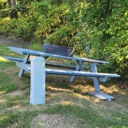 Picnic Table 