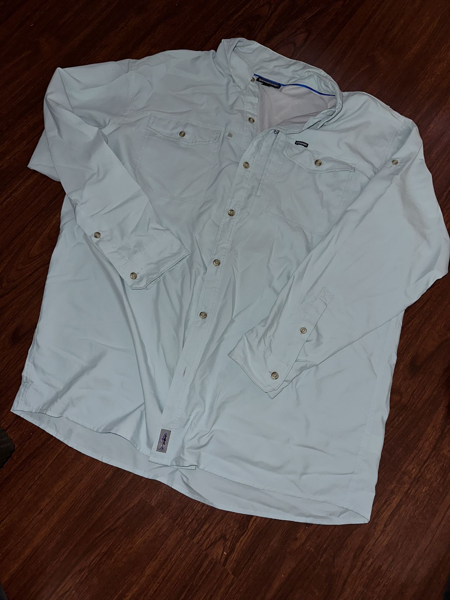 2XL Patagonia blue men’s shirt