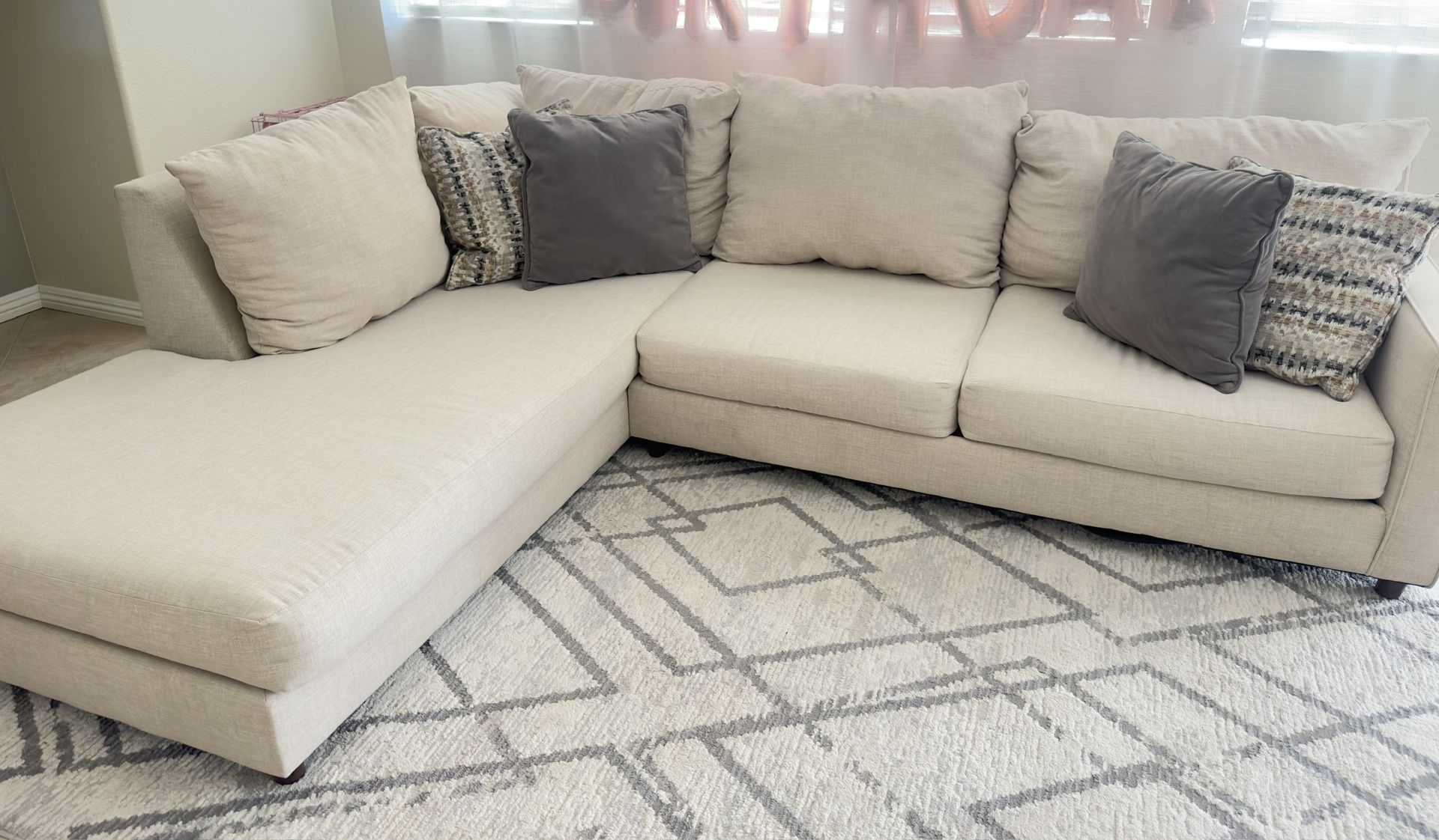 Jerome’s Sectional