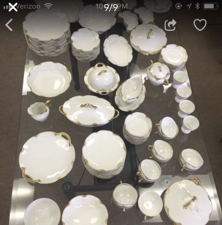 93 peaces of Haviland Lemoges Silver anniversary/ 1920. Product details Material:Porcelain