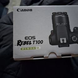 Camera Canon EOS T100