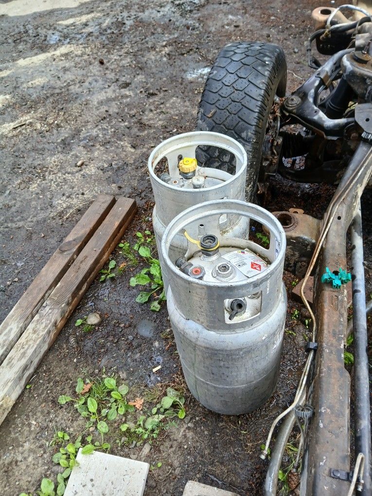 Forklift Propane Tanks