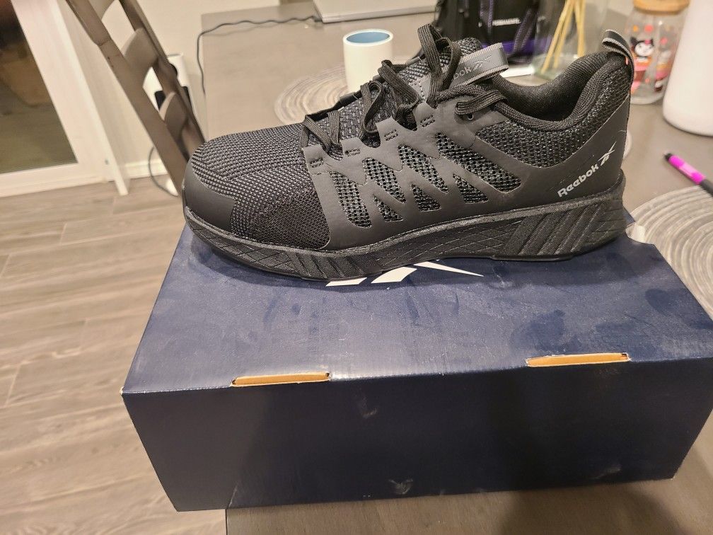 New Reebok women work shoes