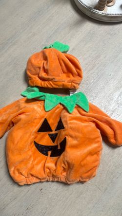 Pumpkin costume