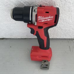 Milwaukee M18 18V Lithium-Ion Brushless Cordless 1/2 in. Compact Drill/Driver (Tool-Only)