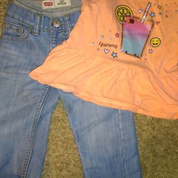 Girls 2t Levi's And Top Bundle
