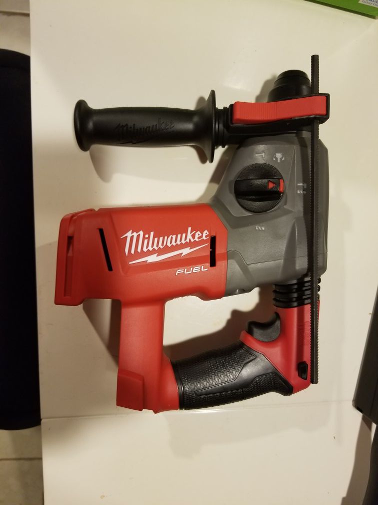 Milwaukee M18 Fuel 1" SDS plus Rotary Hammer 2712-20