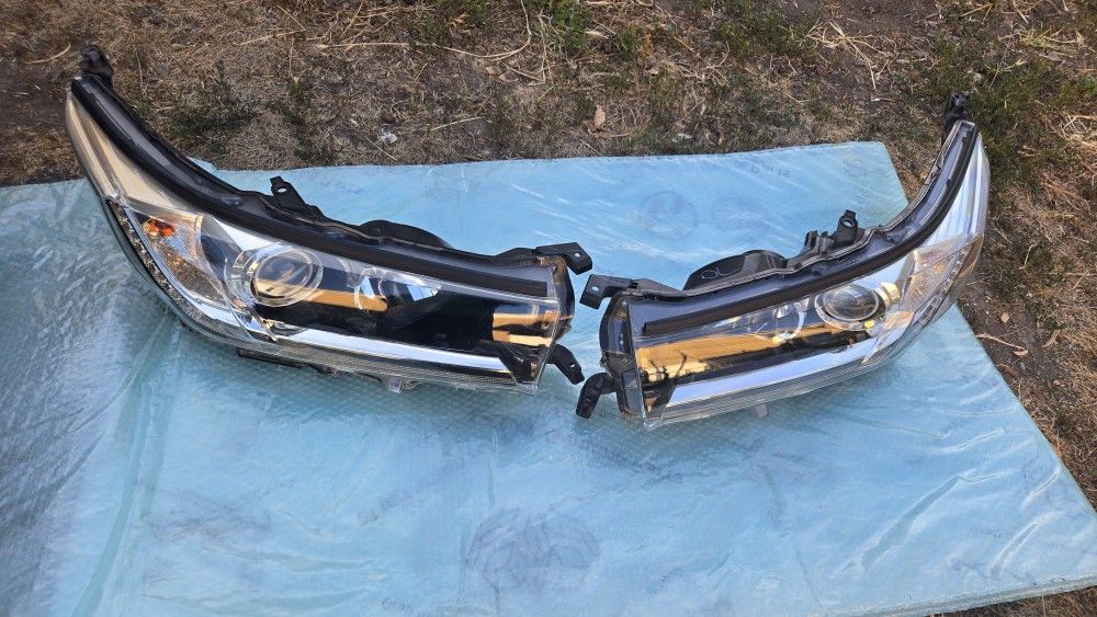 Toyota Headlights Oem 2017 2017 2018 2019 Assembly Headlights For Highlander