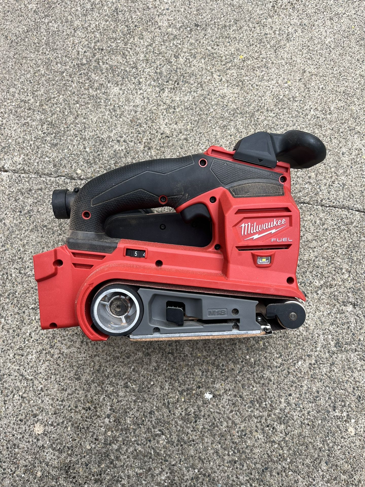 Milwaukee Belt Sander Cordless