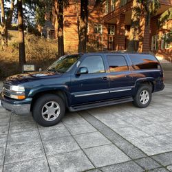 2005 Chevrolet Suburban 1500 · LS Sport Utility 4D